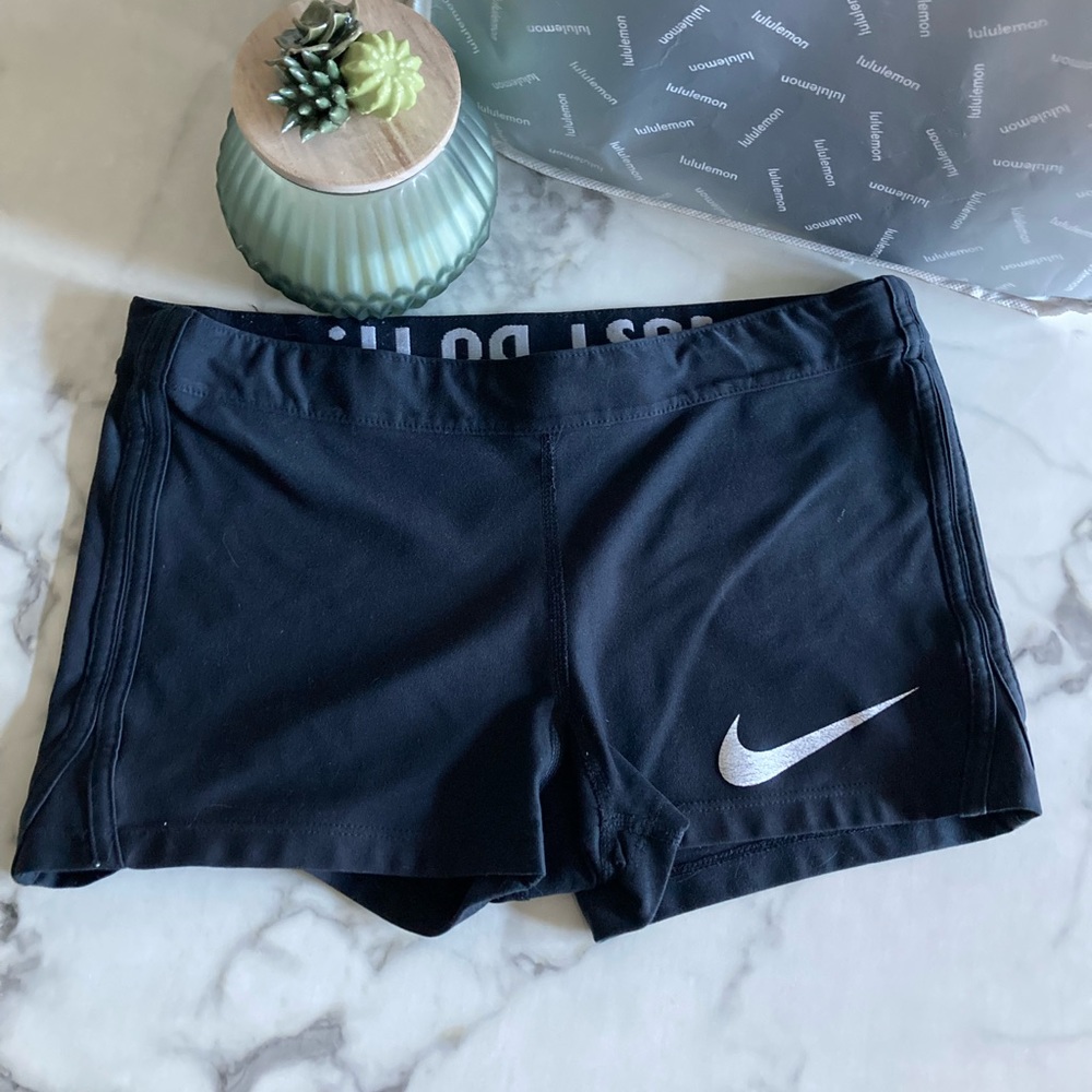 Nike Dri-Fit Spandex Shorts Black Small
